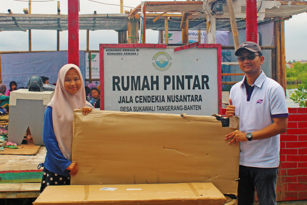 Waruna Group Bersama LindungiHutan Tanam 2000 Pohon Mangrove